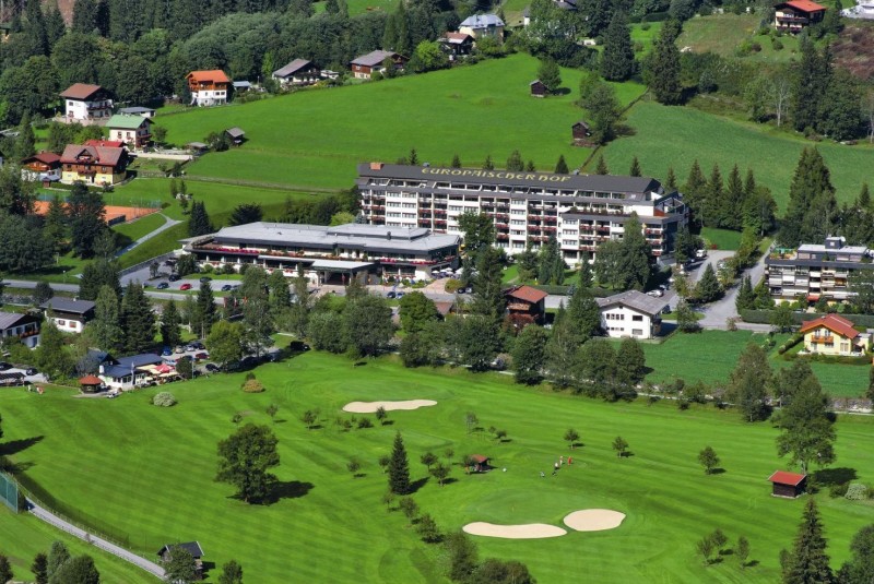 AussenansichtSommer2009